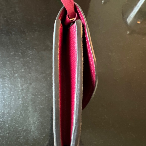 LOUIS VUITTON EMILIE WALLET - Picture 9 of 12